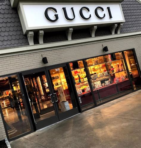 Top 10 Best Gucci Outlet Store Near Cleveland Heights, Ohio .